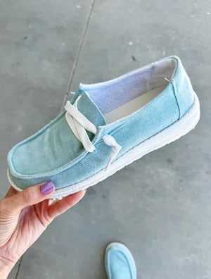 Gypsy Jazz Sparkle In Your Eye Sneakers in Turquoise