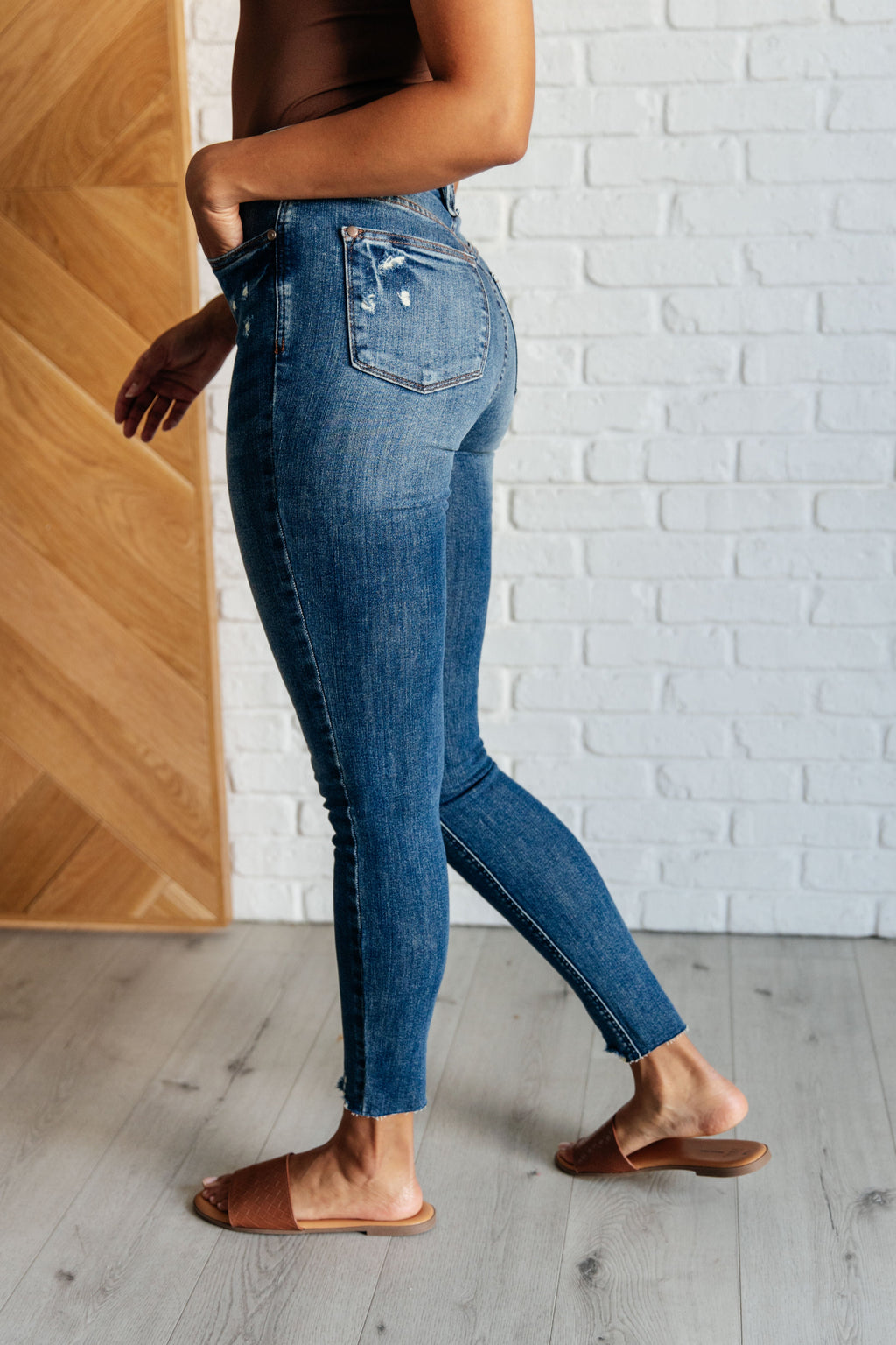 Judy Blue Tummy Control Vintage Wash Skinny Jeans