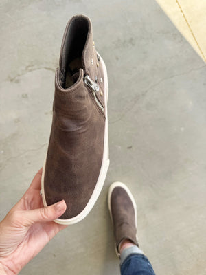 Blowfish Wave Zip Boots in Charcoal