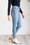 Judy Blue High Rise Control Top Contrast Wash Skinny Jeans