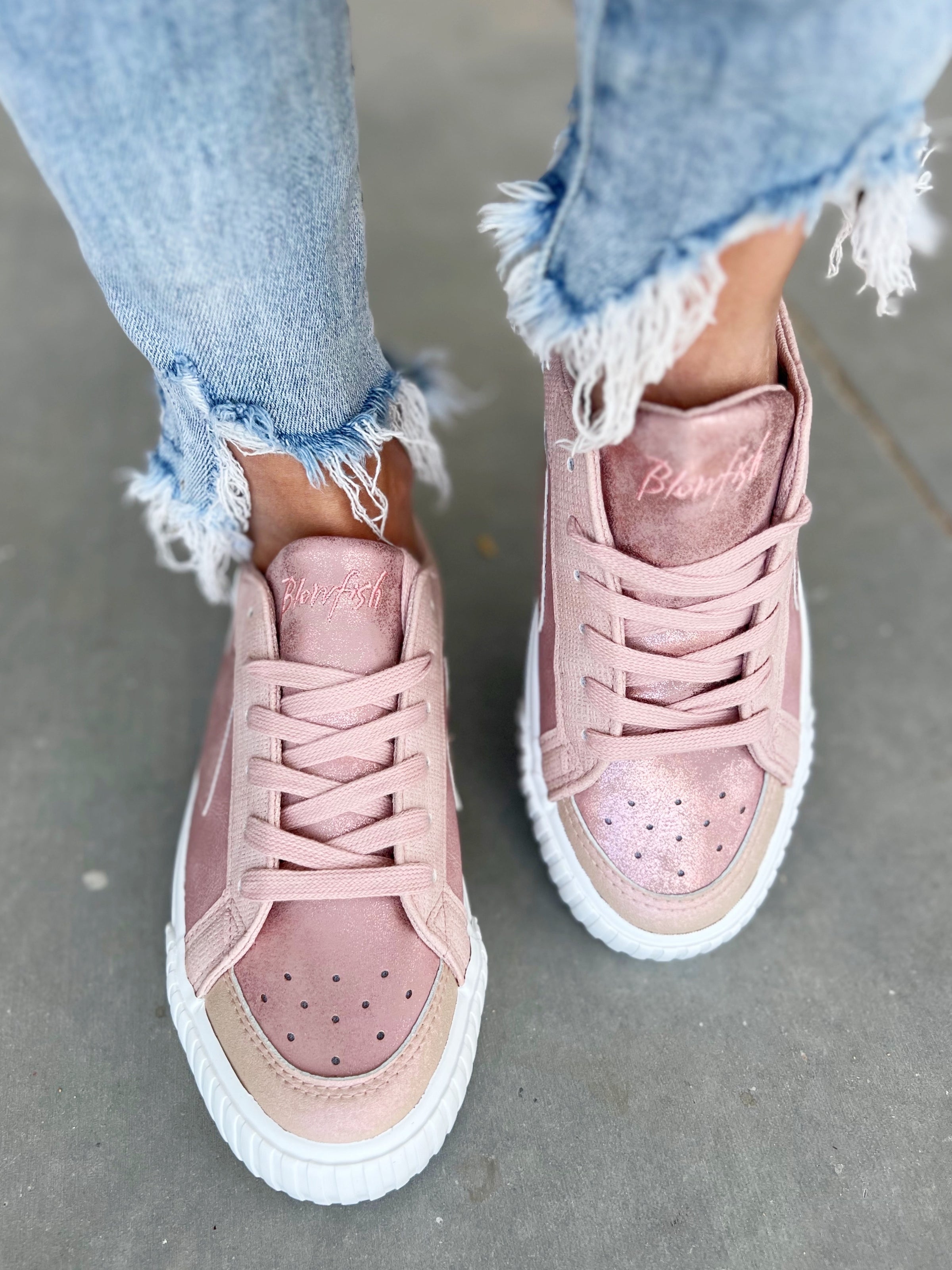 Flirty hot sale platform sneaker