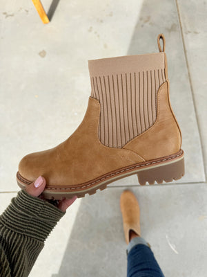 Corky's Cabin Fever Boots in Caramel