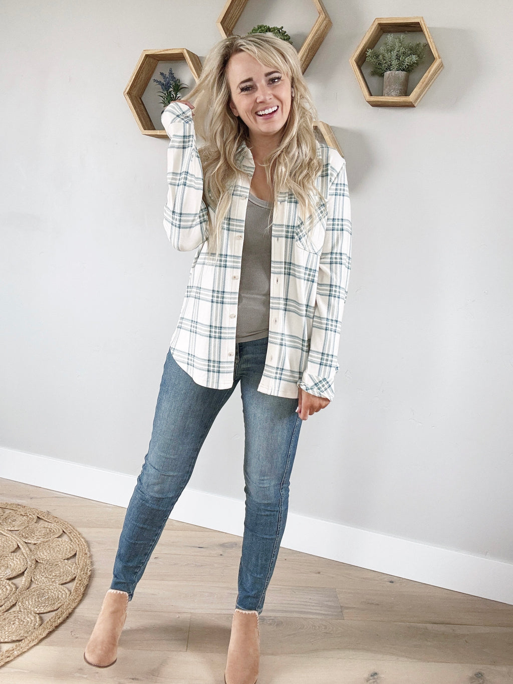 Lewis Shirt in Ivory Mint Plaid