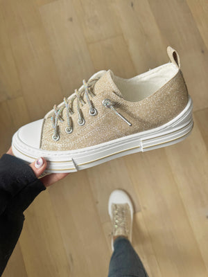 Very G Aman Sneakers in Gold Glitter