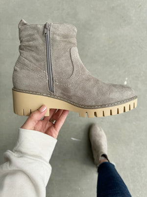 Very G Dashing Boots in Gray