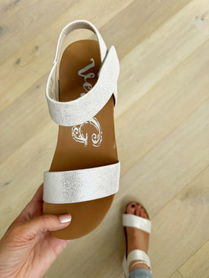 Very G Sol Sandals in White