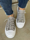 Very G Aman Sneakers in Grey