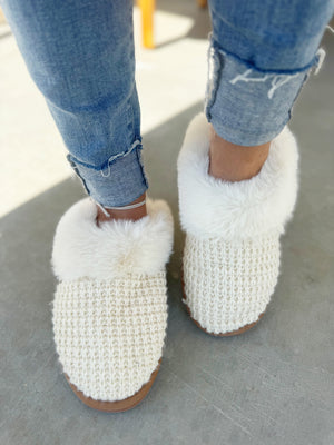 Very G Sweater Shoes in Cream