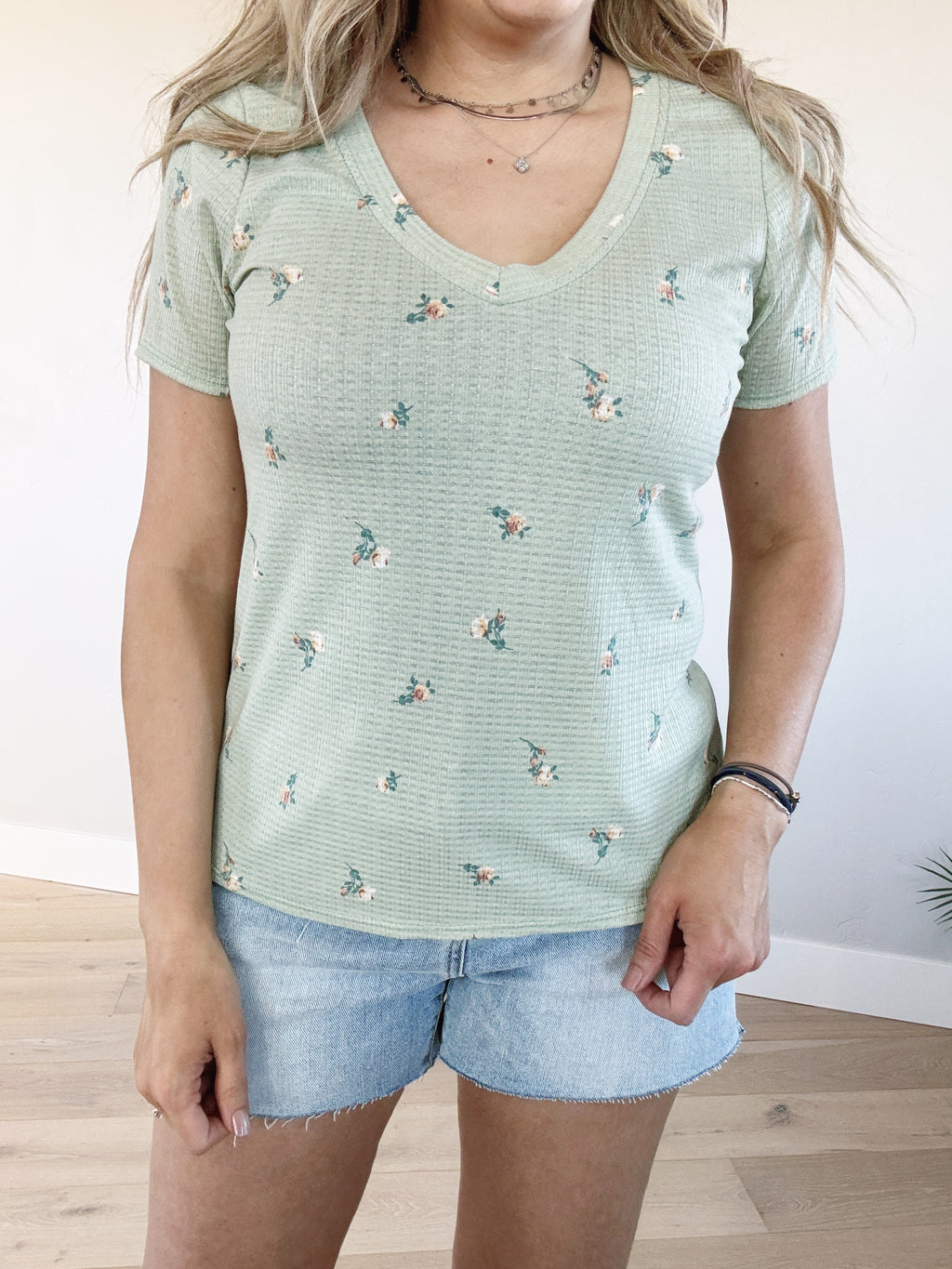 Throwback Knit Printed Short Sleeve Top in Sage Floral