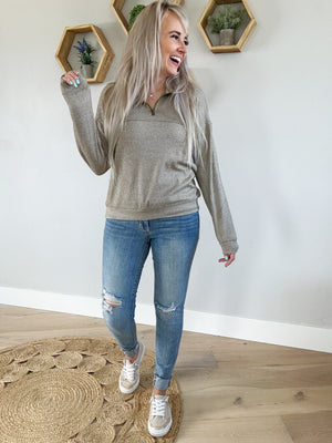 Chorus Line Herringbone Textured Pullover Top in Olive