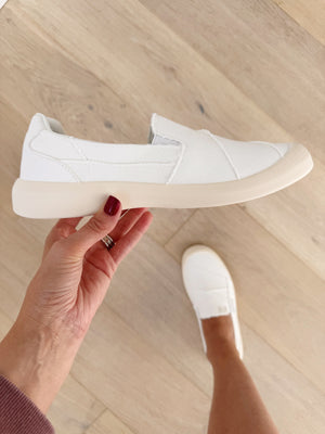 Blowfish Beachfront Slip-Ons in White Cream