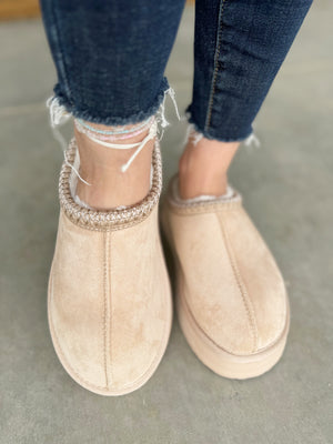 Very G Charlie Slipper Shoes in Nude