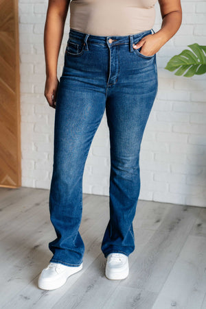 Judy Blue Santana High Rise Control Top Bootcut Jeans (Reg Inseam)