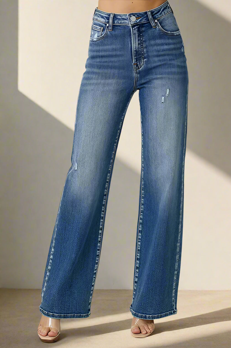 Risen Straight High Rise Jeans