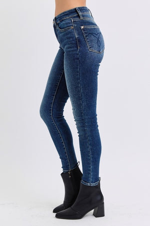 Judy Blue Mid Rise Skinny Jeans