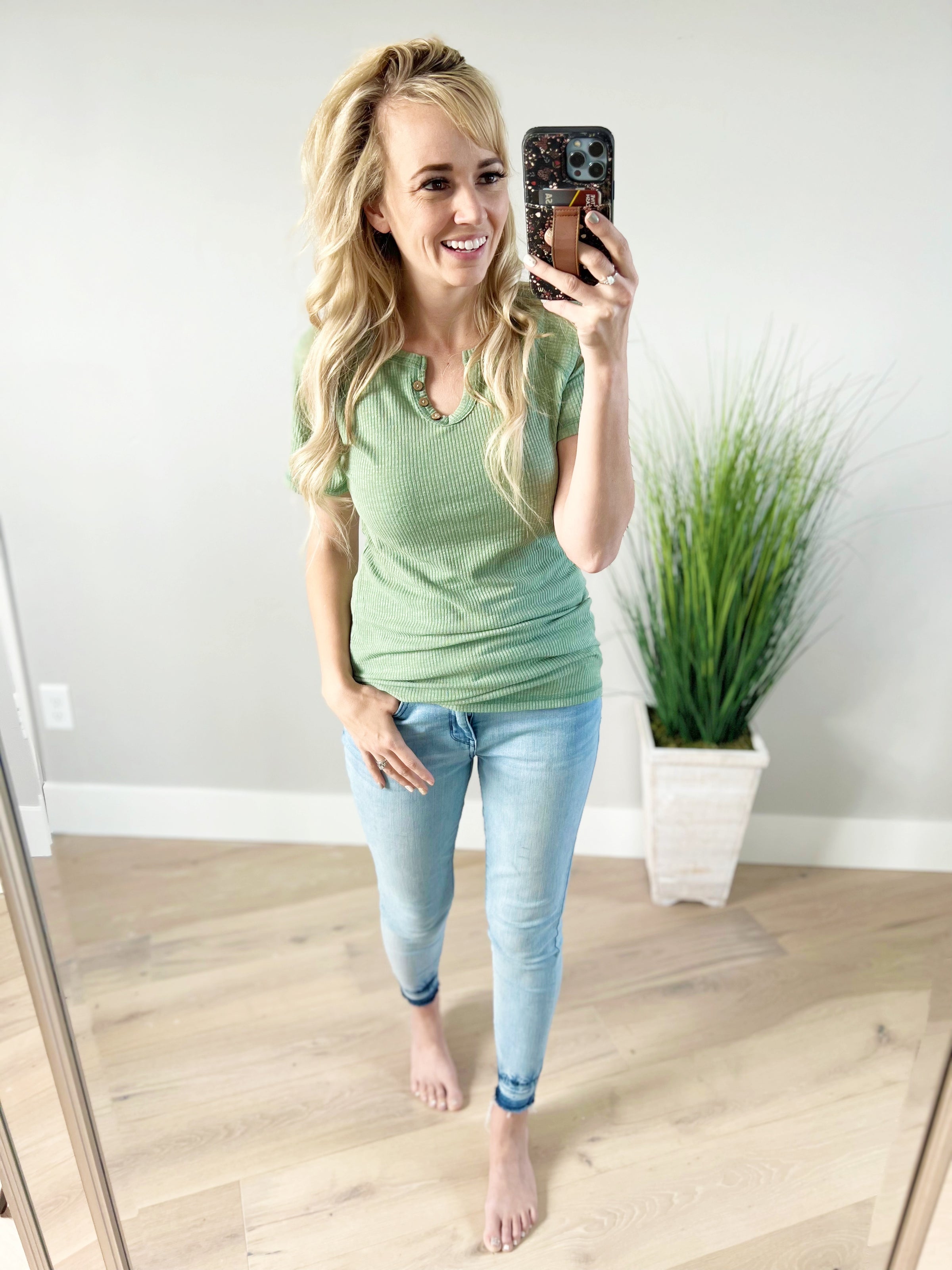 Shockingly Cute Short Sleeve in Sage Green – Ivory Gem