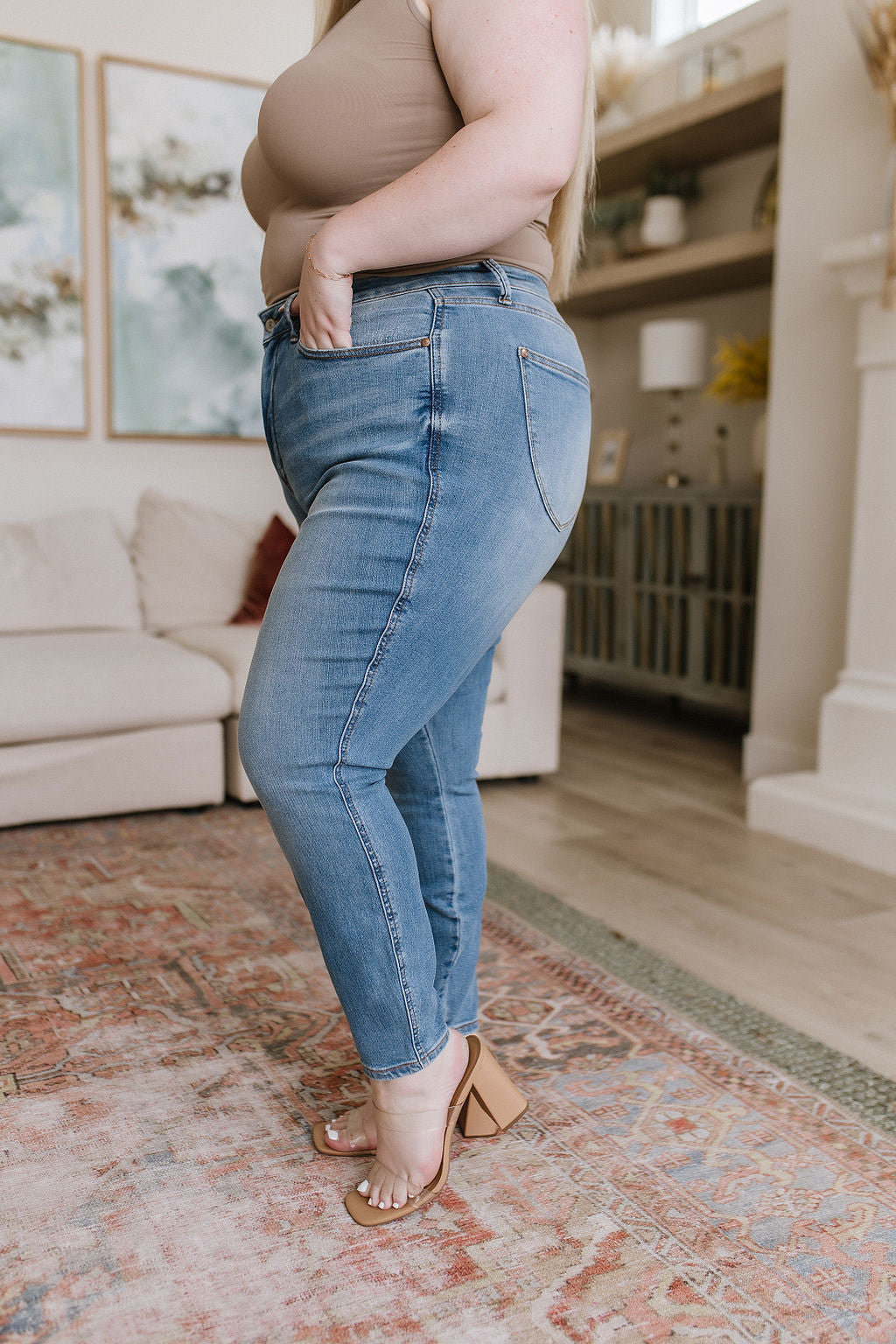 Judy Blue Tummy Control Shield Pocket Skinny Jeans – Ivory Gem